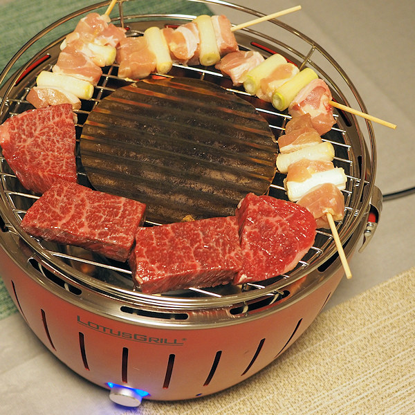 厚みのあるステーキと焼き鳥をロータスグリルＳで焼く！