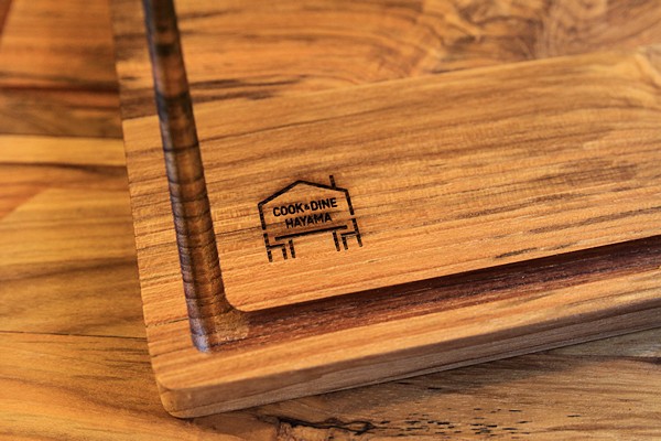 こちらの チークウッド カッティングボード 木製まな板 幅300×奥行215×高さ15(mm) 8入/業務用/新品 業務用厨房・機器用品