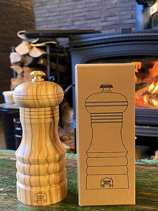 COOK & DINE HAYAMA���S�}�[�N����I���[�u�y�b�p�[�~��