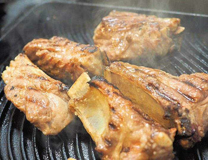 これはウマイ 豚スペアリブの塩焼き Cook Dine Hayama クックアンドダイン ハヤマ 公式サイト